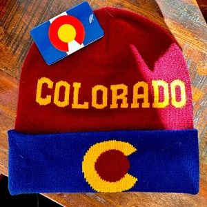New Colorado hat - reversible and can be rolled up or leave “slouchy”